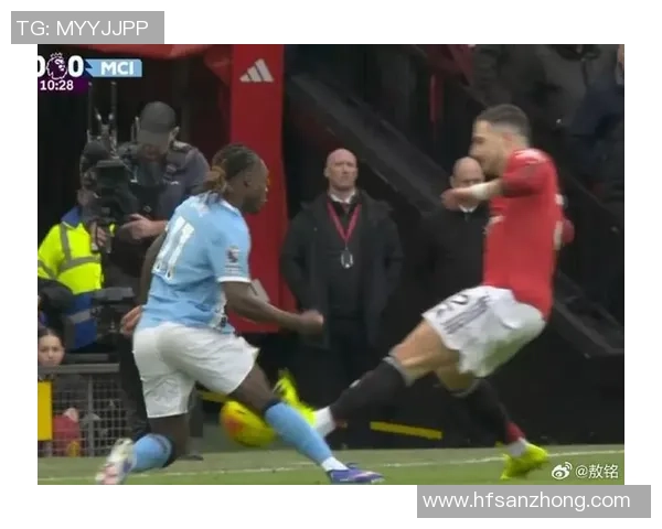 德甲精彩对决那不勒斯与热刺战成平局神扑引发争议判罚引爆全场气氛 德甲精彩对决那不勒斯与热刺战成平局神扑引发争议判罚引爆全场气氛